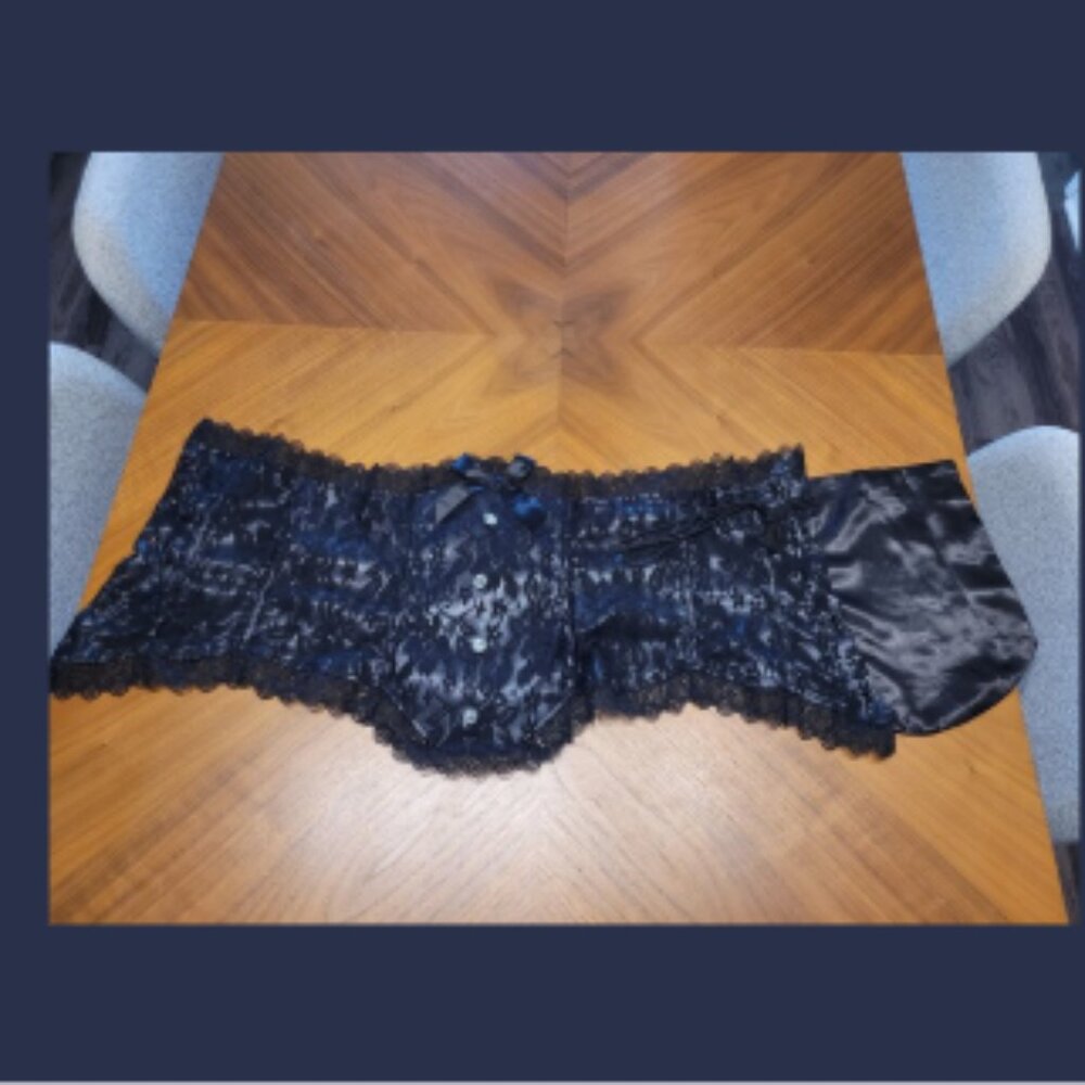 Black Lace Corset - Cosplay/Costume/Vampire/Halloween/Bustier